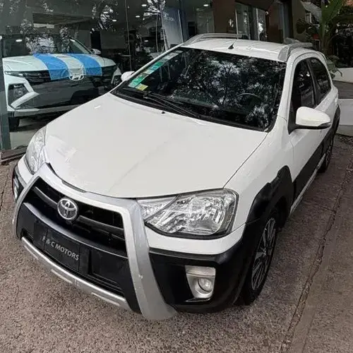 Toyota Etios Cross 1.5 Mt 2014