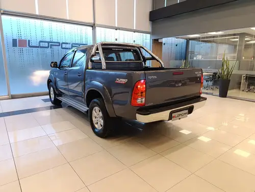 Toyota Hilux Pick-Up 3.0 Cd Srv I 171cv 4x2 2011
