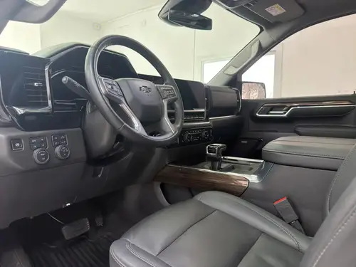 Chevrolet Silverado 5.3 V8 Z71 Trail Boss 2025