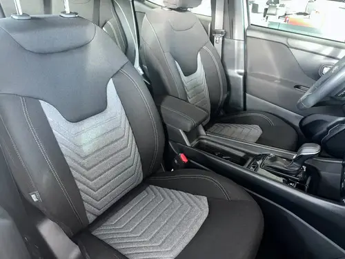 Jeep Renegade 1.3T Altitude At6 Fwd 2026