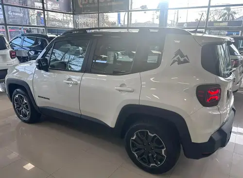 Jeep Renegade 1.3T Altitude At6 Fwd 2026