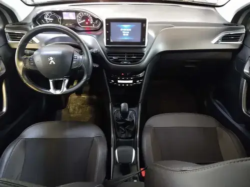 Peugeot 2008 1.6 Feline 2020
