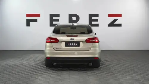 Ford Focus III 2.0 Sedan Se Plus At6 2019