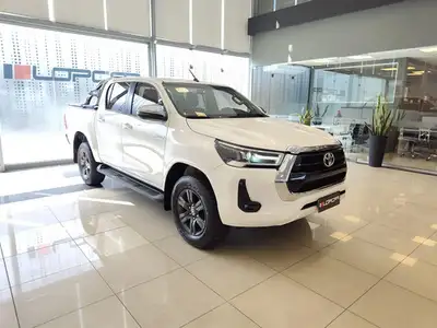 Toyota Hilux Pick-Up 2.8 Cd Srv 204Cv 4X2 2022
