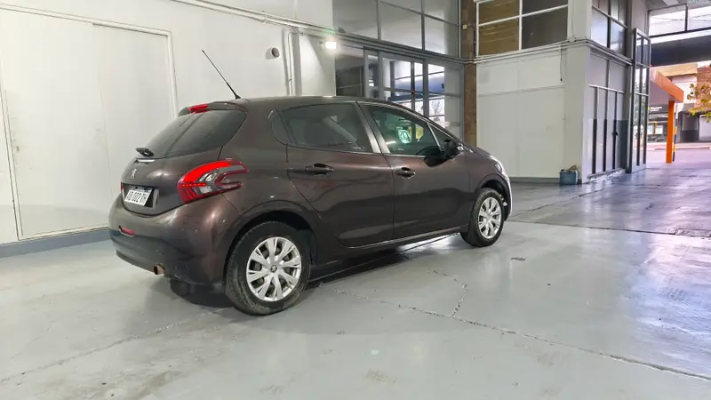 Peugeot 208 ACTIVE 1.5 2017