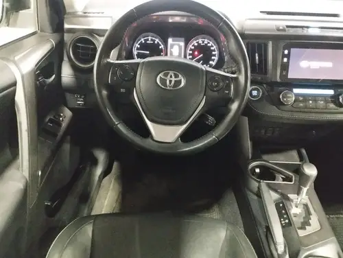 Toyota RAV 4 2.0 4X2 VX CVT 5P L16 2018