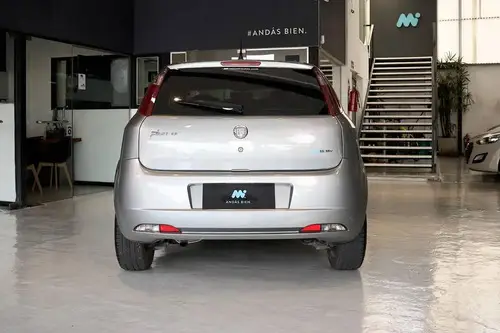 Fiat Punto 1.6 Essence 2011
