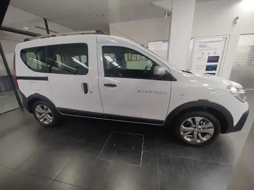 Renault Kangoo Ii 1.6 Sce Stepway 2026