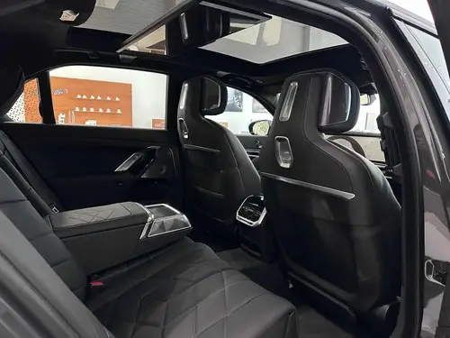 BMW 760i xDrive MSportPro 2025