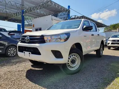 Toyota Hilux 2.4 Cd Dx 150cv 4x4 2026