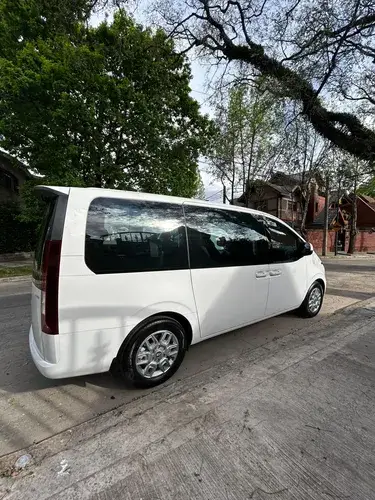Hyundai Staria 2.2Td Safety 2Wd 2025