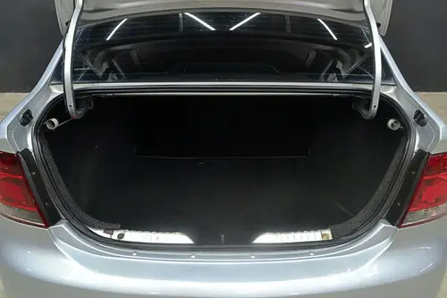 Volkswagen Voyage 1.6 Comfortline 101cv 2011