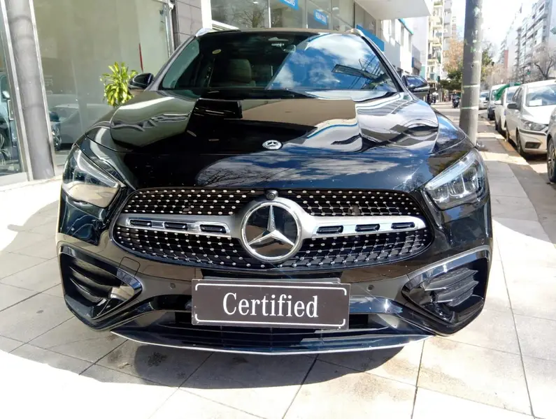 Mercedes-Benz GLA250 AMG LINE 2024