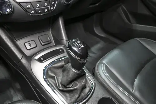 Chevrolet Cruze II 1.4 Sedan Lt 2022