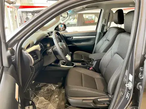 Toyota Hilux Pick-Up 2.8 Cd Sr 204Cv 4X4 At 2026