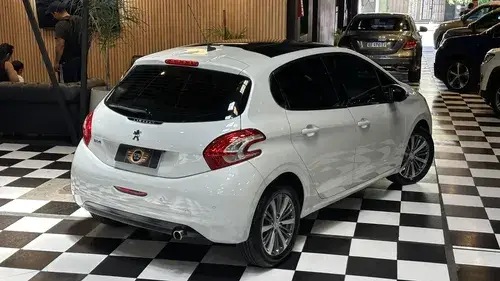Peugeot 208 1.6 Feline 2017