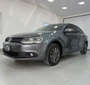 Volkswagen Vento 2.0 Advance I 110cv 2012