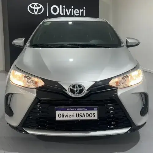 Toyota Yaris 1.5 107cv Xs 2024