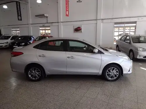Toyota Yaris 1.5 4p Xls 2024