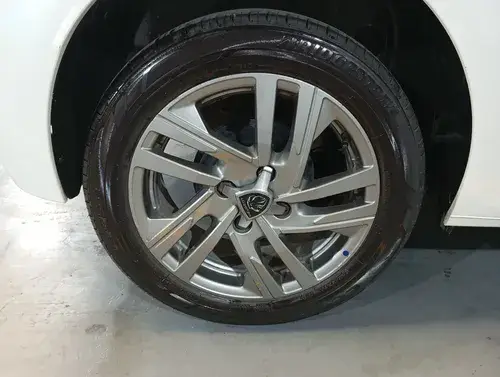 Peugeot 208 1.6 Allure 2024