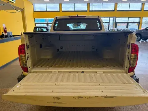 Nissan Frontier 2.3 Se Cd 4x4 Mt 2023
