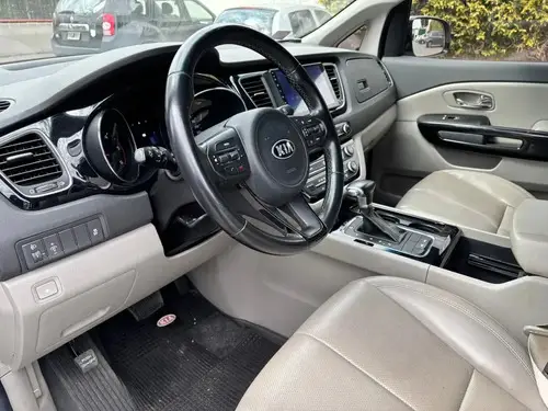 Kia Carnival 2.2 Crdi Ex Premium Avn 2017