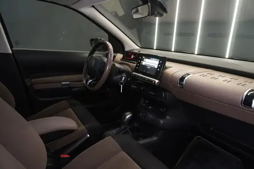 Citroën C4 Cactus 1.2 PURE TECH SHINE AT6 2018