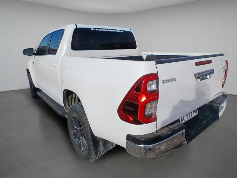 Toyota Hilux 4X2 DC SRV 2.8 TDI 6MT 2020 2020
