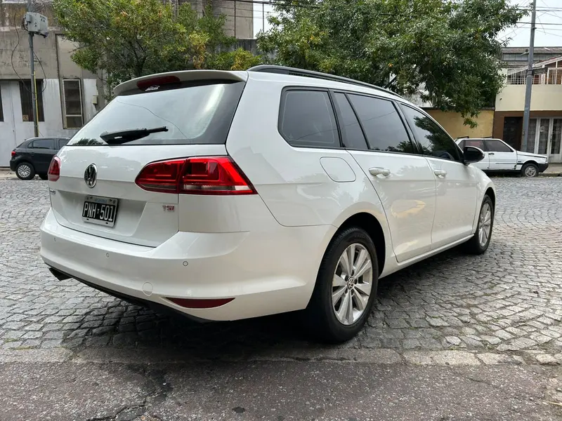Volkswagen GOLF COMFORTLINE VARIANT DSG BLUEMOTION TECHNO 2016