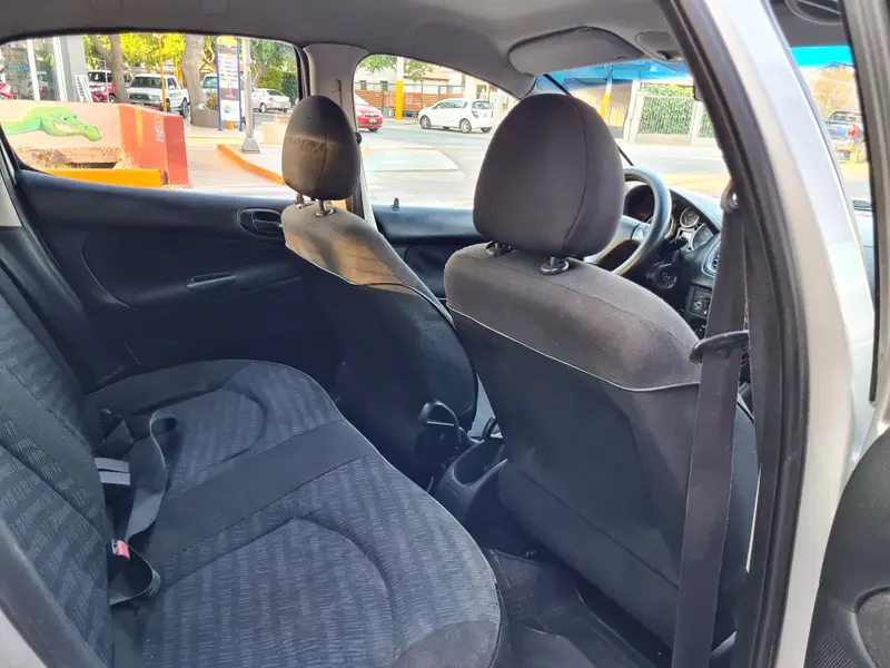 Peugeot 207 XR 1.4 2009