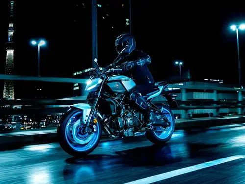 MT 07 Naked 2025