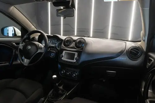 Alfa Romeo Mito 1.4 Junior 78cv 5mt 2015
