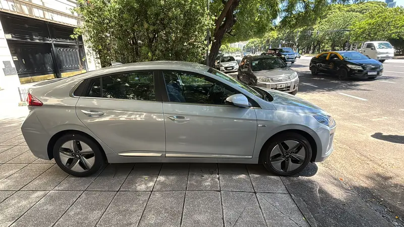 Hyundai Ioniq Hybrid 1.6 2025