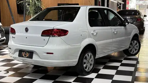 Fiat Siena 1.6 El 16V Pack Confort 2015