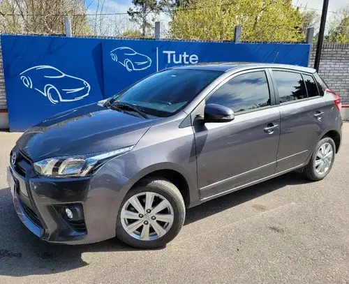 Toyota Yaris 1.5 107cv Cvt 2017