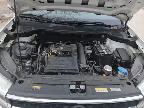 Volkswagen Taos HIGLINE 250 TSI AT 2021