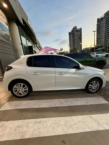 Peugeot 208 1.6 Active 2020