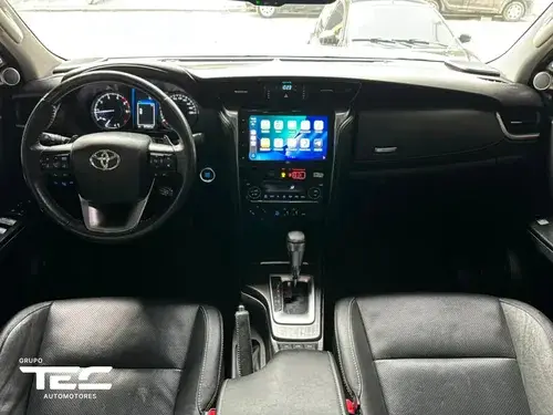 Toyota Hilux SW4 2.8 Srx 177cv 4x4 7as 6at 2023
