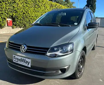 Volkswagen Suran 1.6 Comfortline 101cv 11a 2010