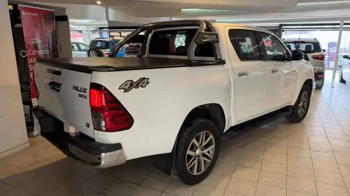 Toyota Hilux 2.8 CD SRX TDI 6 M/T 2018