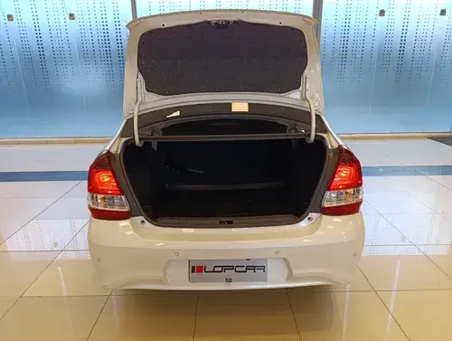 Toyota Etios 1.5 Sedan Xls 2023