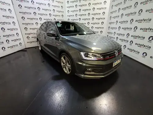 Volkswagen Vento 2.0 T SI GLI NAV L16 2017
