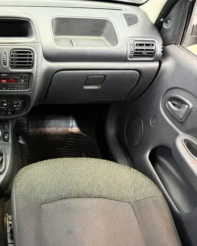 Renault Clio 1.2 Mio Confort Plus Abc 3P 2014