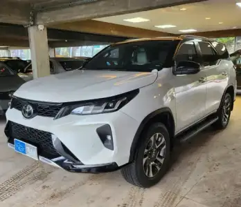 Toyota Hilux SW4 2.8 Tdi Diamante Ii 4x4 7as 6at 2023