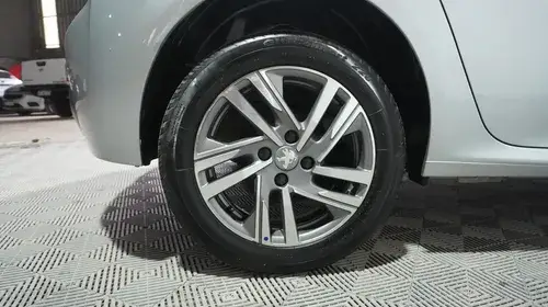 Peugeot 208 1.6 Allure 2021