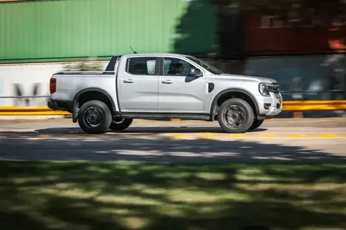Ford Ranger 2.0T Cd Black 4X2 At 2026