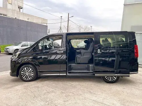 Toyota Hiace 2.8 Tdi Wagon 6at 10a 2025
