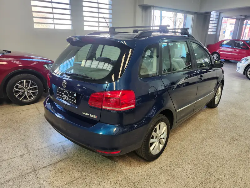 Volkswagen Suran 1..6 Highline 2015