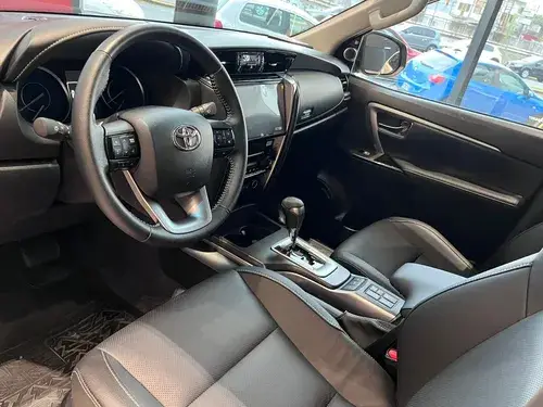 Toyota SW4 2.8 Srx 204Cv 4X4 7As At 2026
