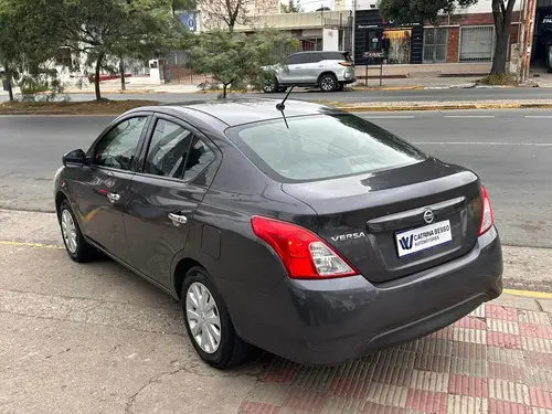 Nissan Versa 1.6 Sense Mt 2018